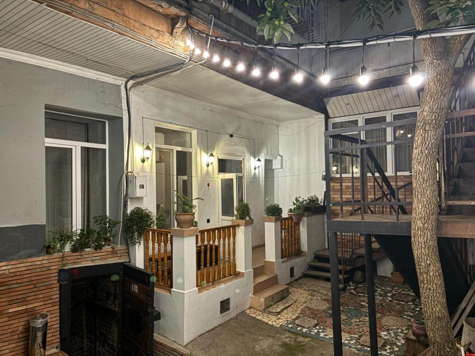 Leila Apartment Tiflis Dış mekan fotoğraf