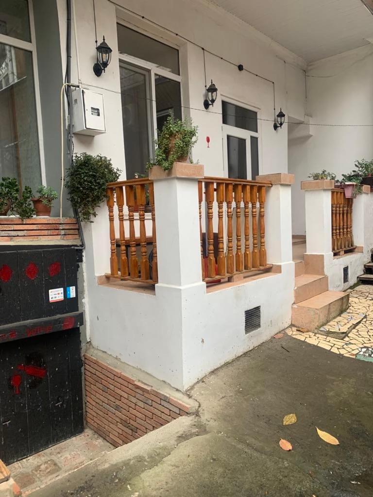 Leila Apartment Tiflis Dış mekan fotoğraf